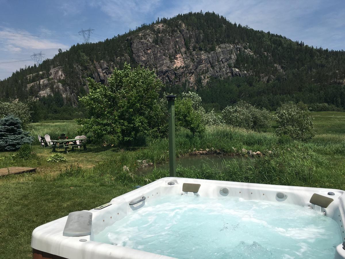 Bed and Breakfast La Chouette Viree Гранд-Бержерон Экстерьер фото